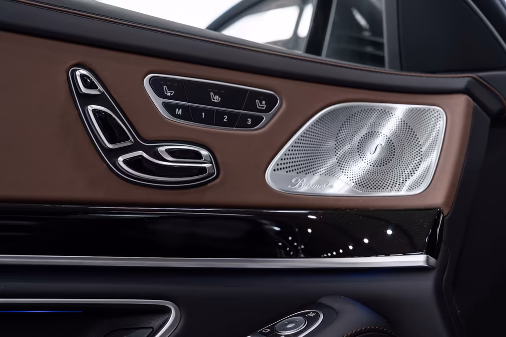 Mercedes-Benz S 560