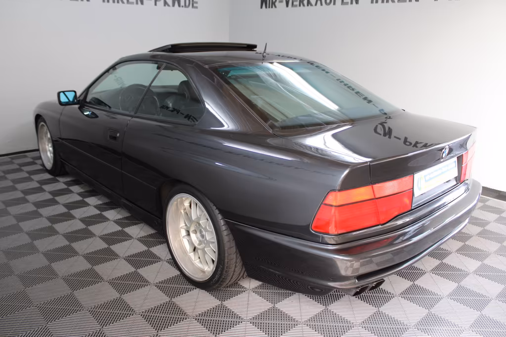 BMW 850