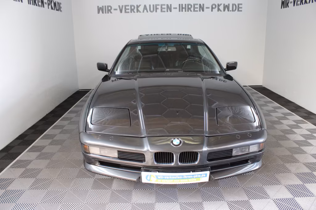 BMW 850