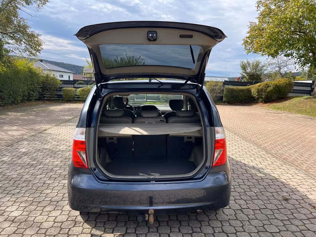 Honda FR-V