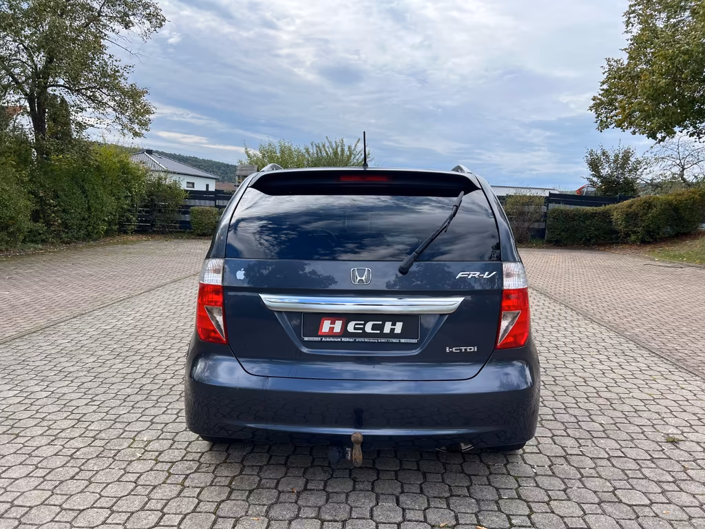 Honda FR-V