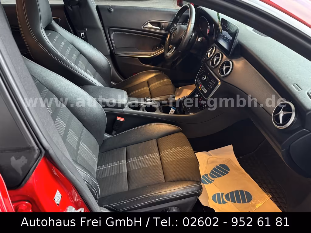 Mercedes-Benz CLA 180