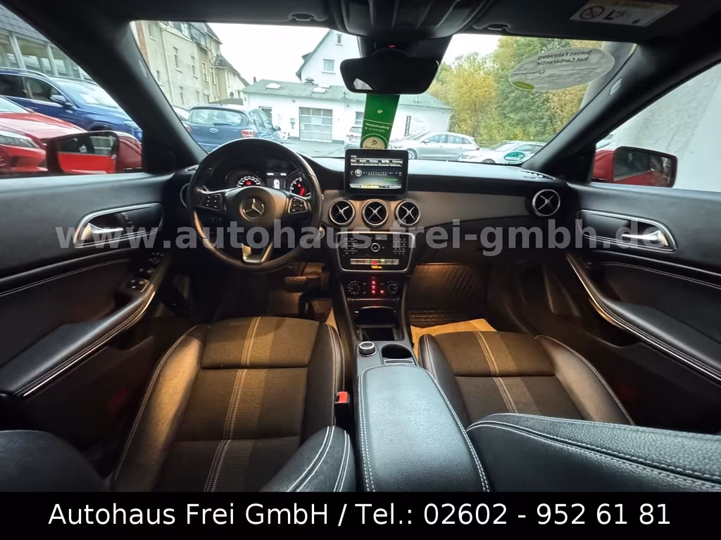 Mercedes-Benz CLA 180