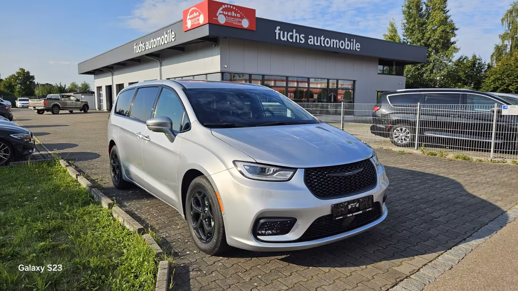 Chrysler Pacifica