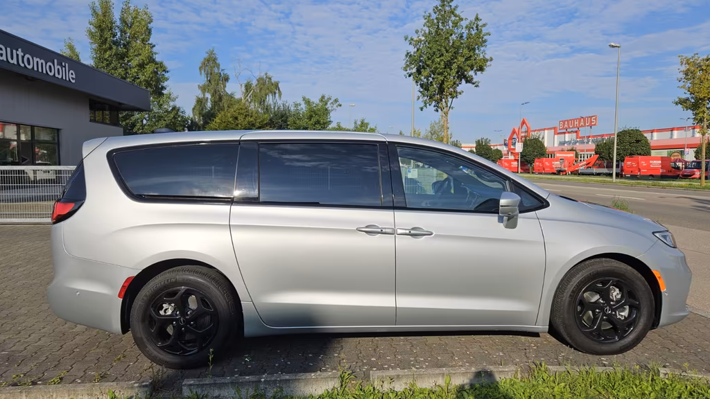 Chrysler Pacifica