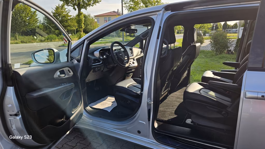 Chrysler Pacifica