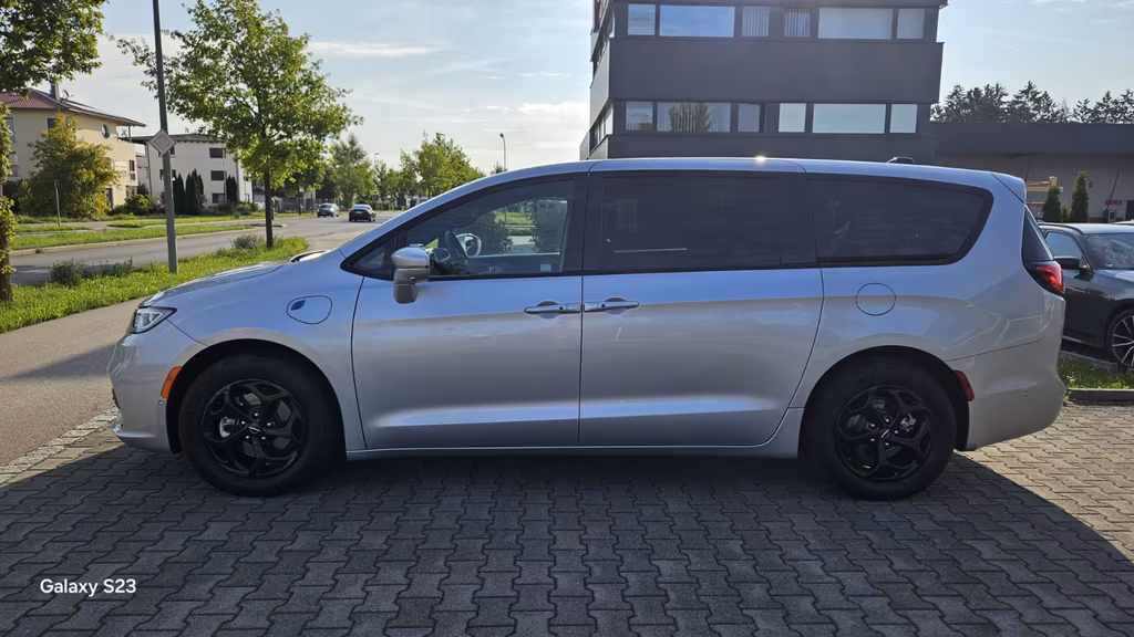 Chrysler Pacifica