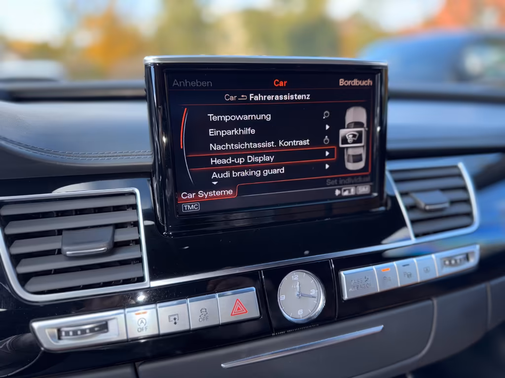 Audi S8