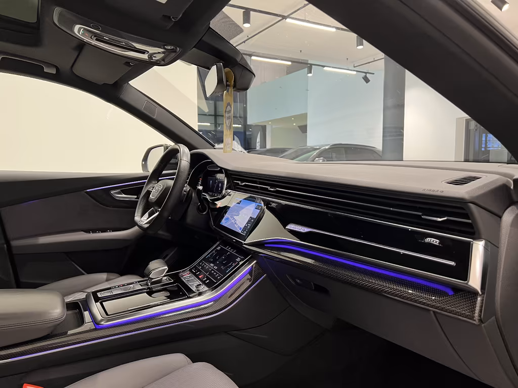 Audi SQ8