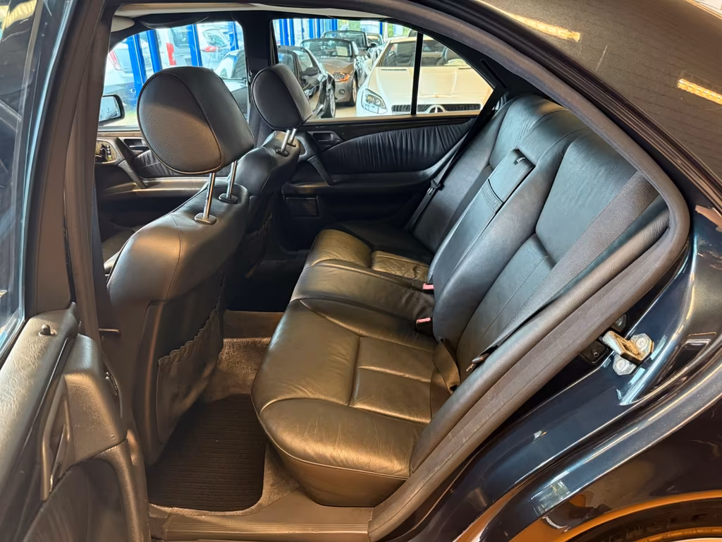 Mercedes-Benz E 420