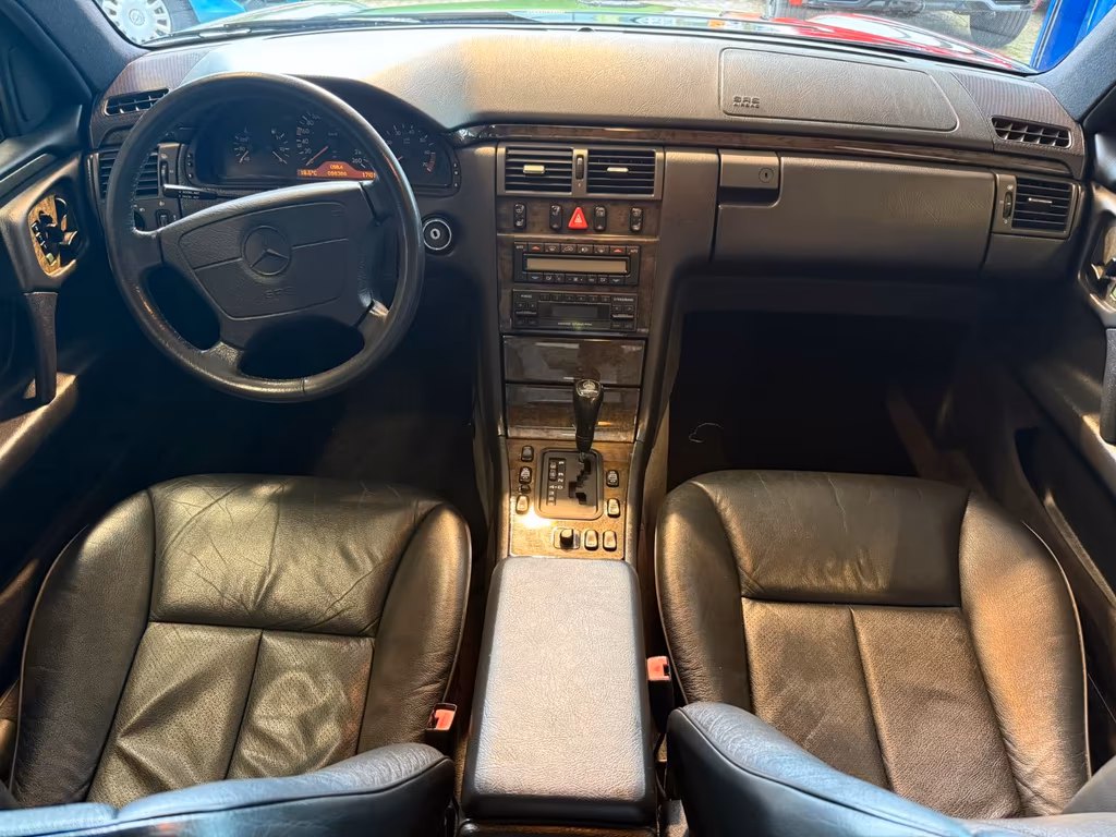 Mercedes-Benz E 420