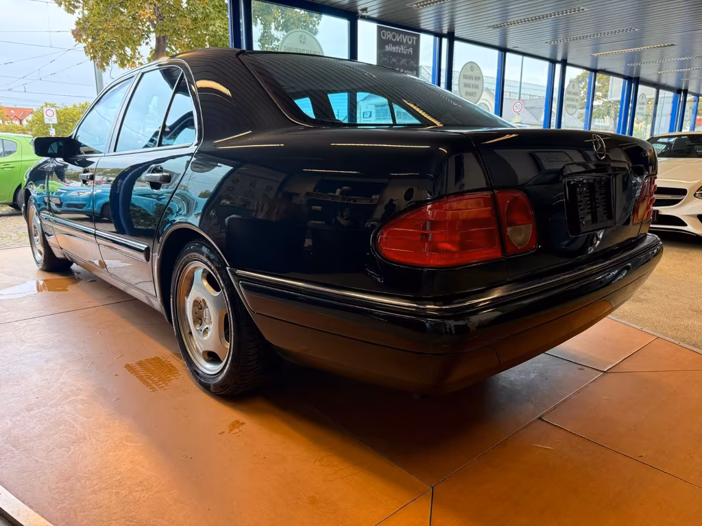 Mercedes-Benz E 420