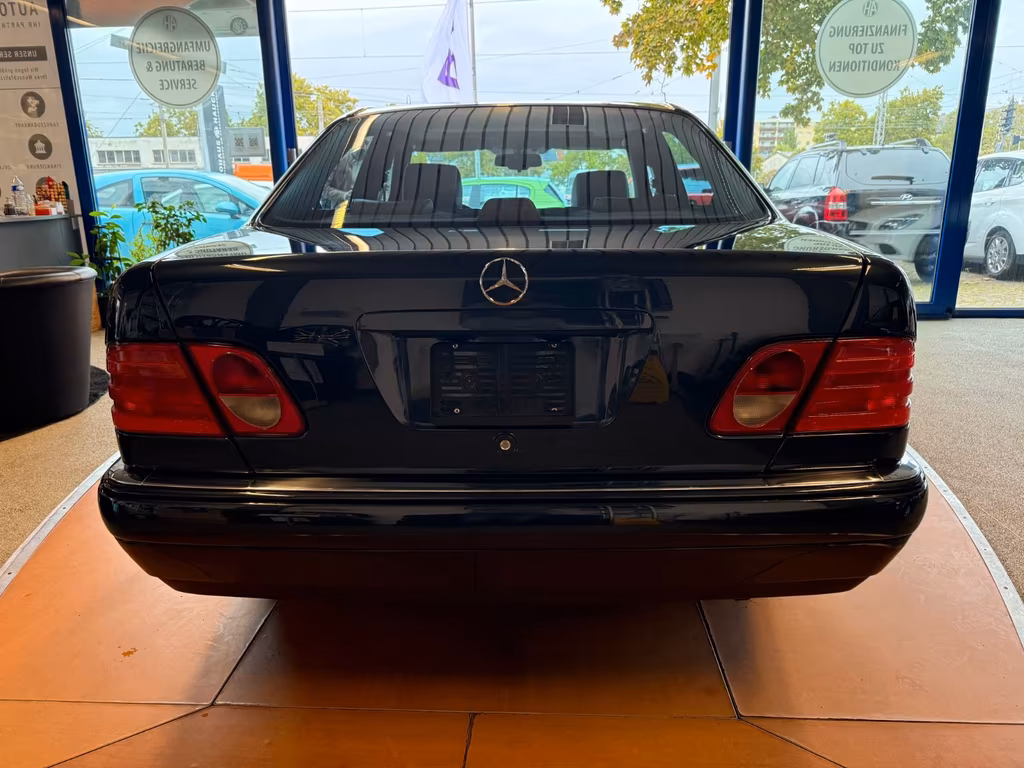 Mercedes-Benz E 420