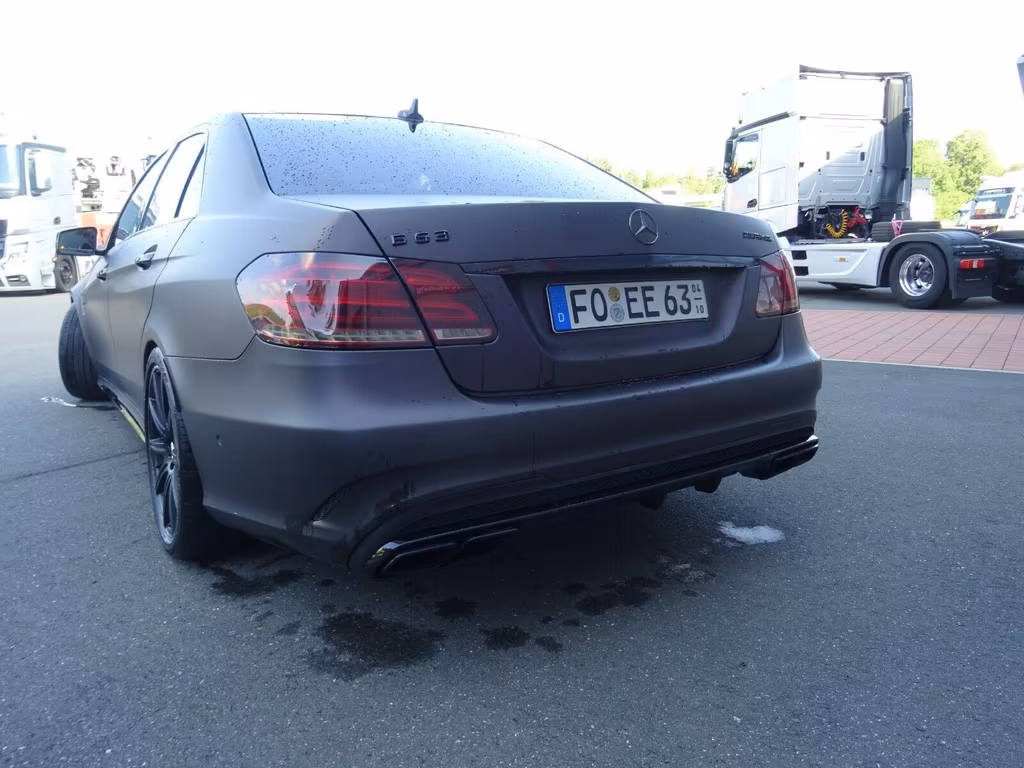 Mercedes-Benz E 63 AMG