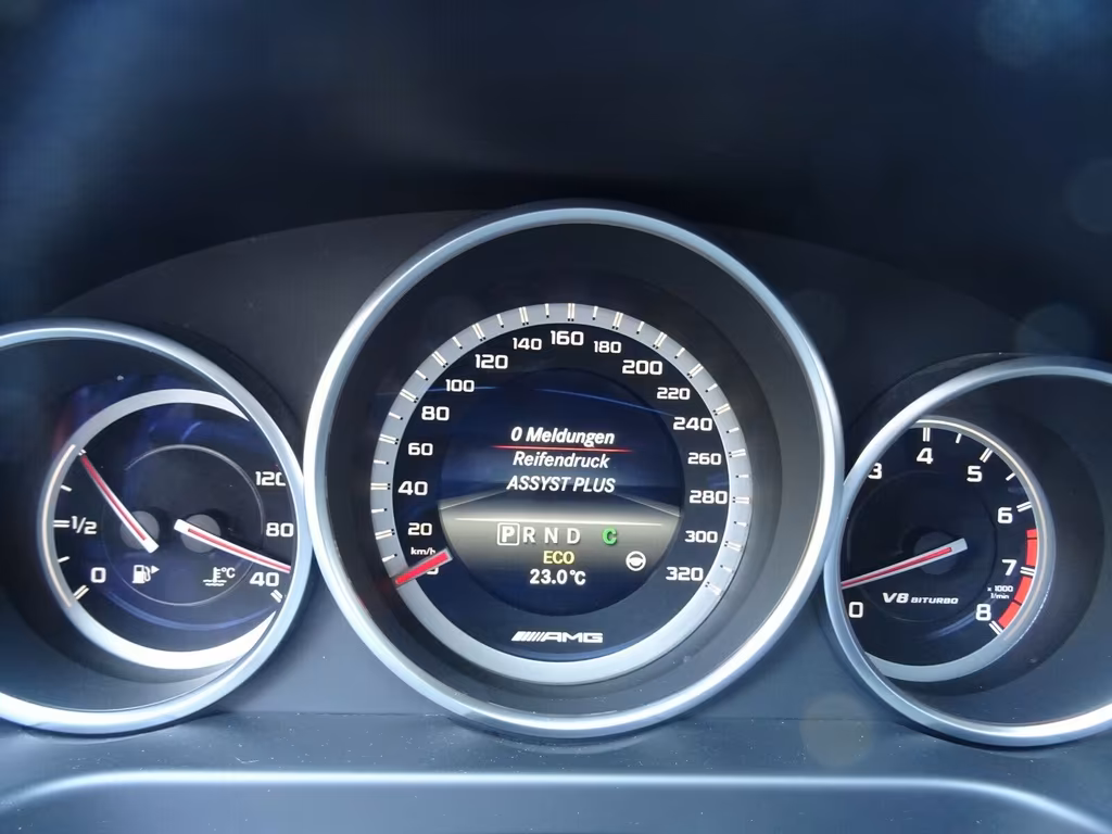 Mercedes-Benz E 63 AMG