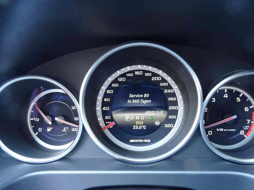 Mercedes-Benz E 63 AMG