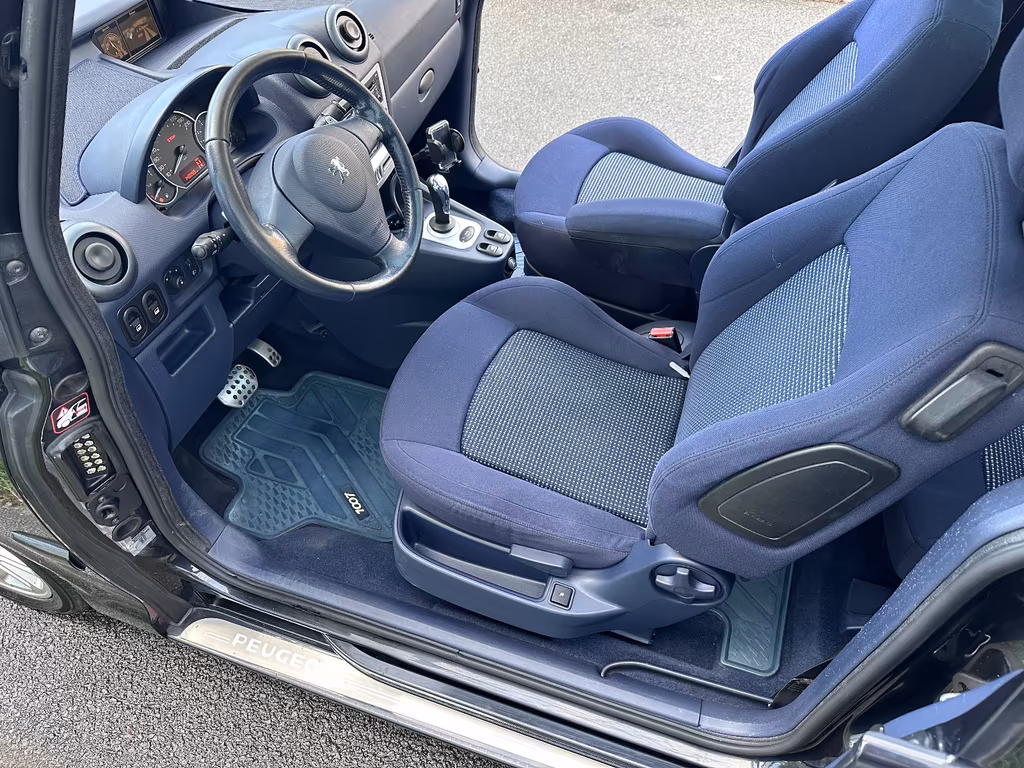 Peugeot 1007