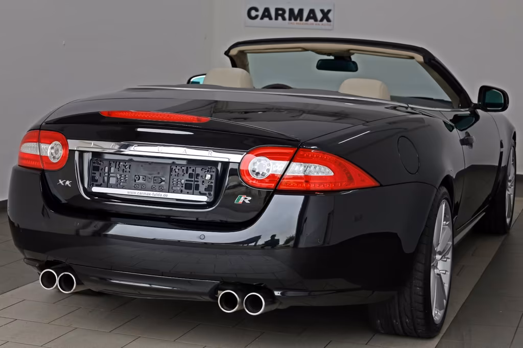 Jaguar XKR