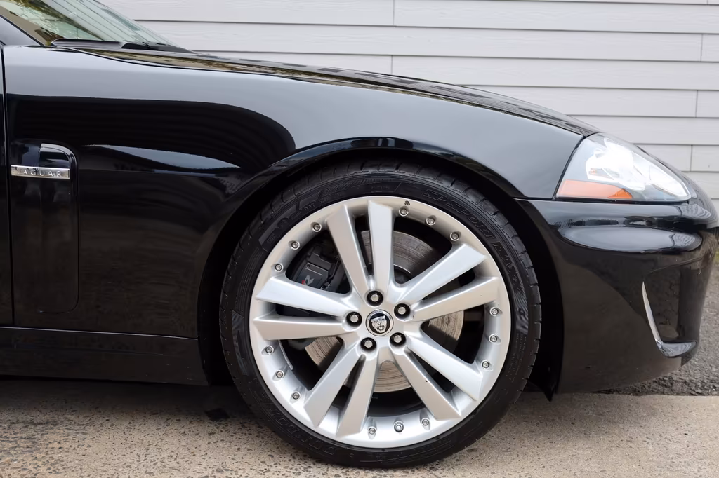 Jaguar XKR