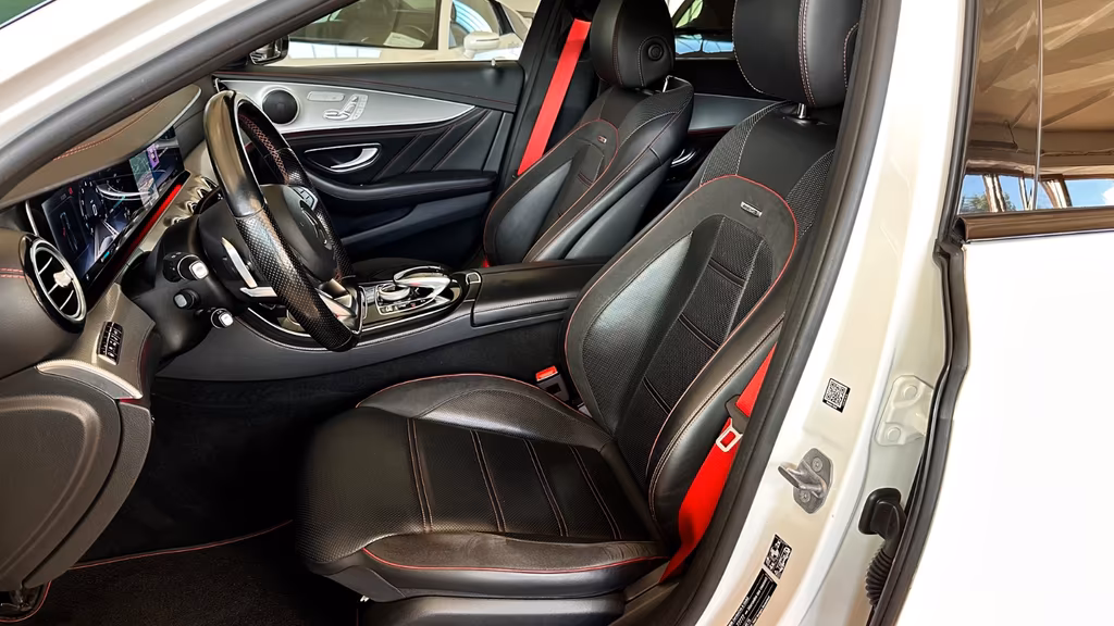 Mercedes-Benz E 43 AMG
