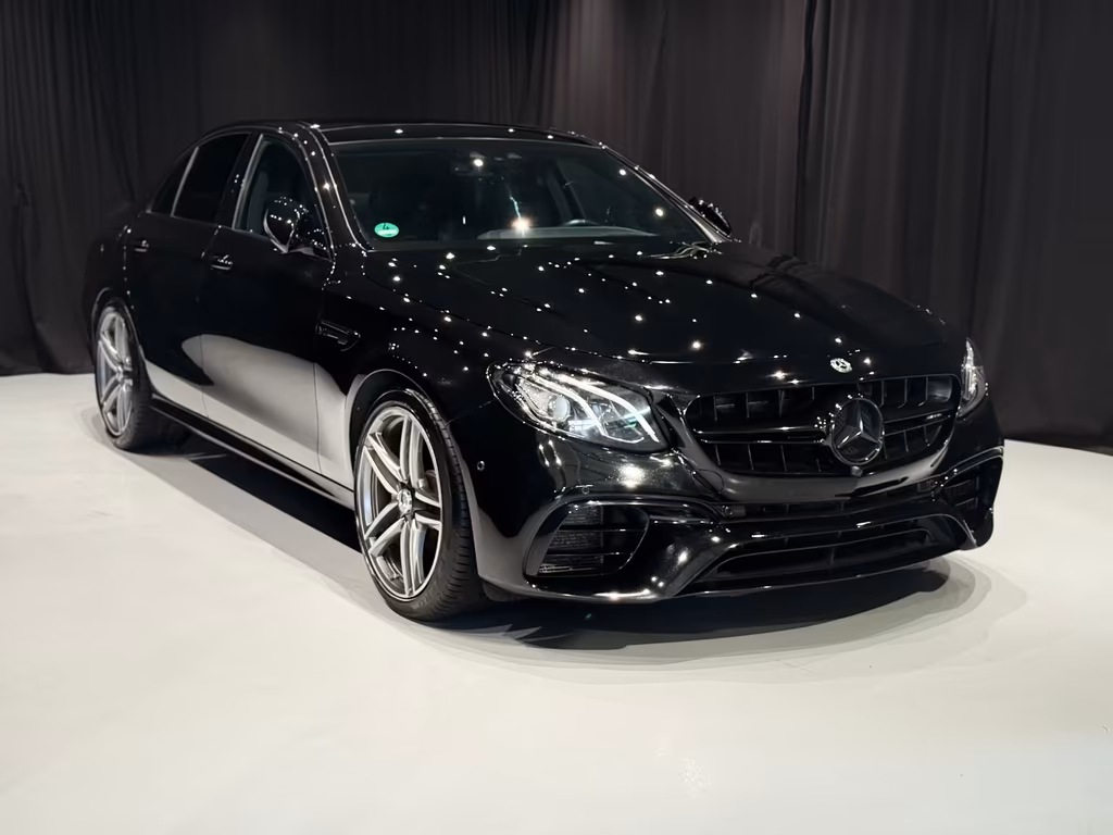 Mercedes-Benz E 63 AMG