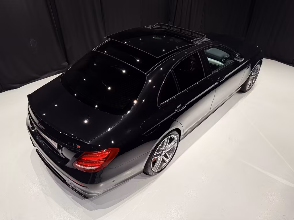 Mercedes-Benz E 63 AMG