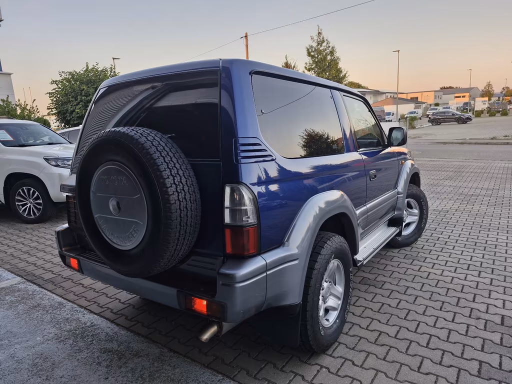 Toyota Land Cruiser