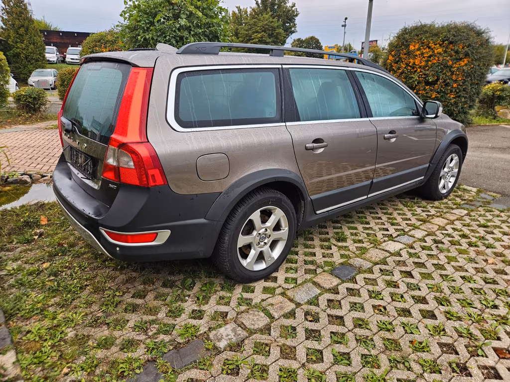 Volvo XC70
