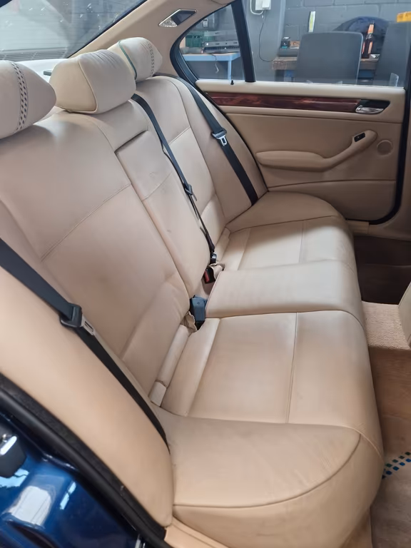 ALPINA B3