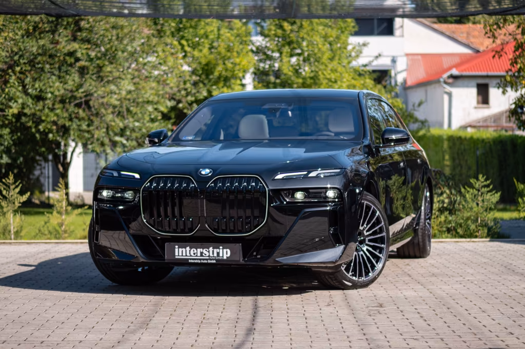 BMW 740