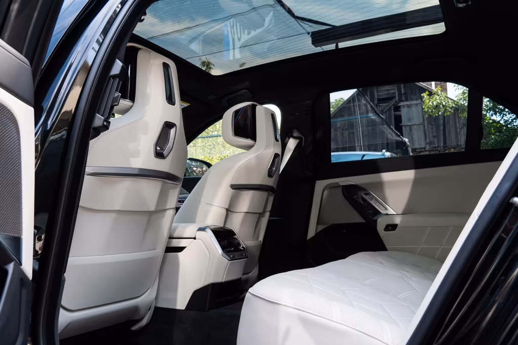 BMW 740