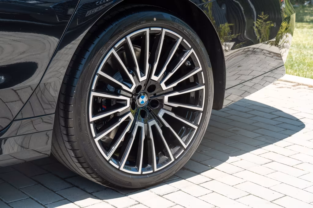 BMW 740