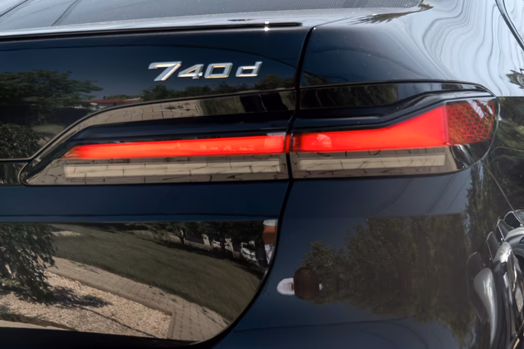 BMW 740