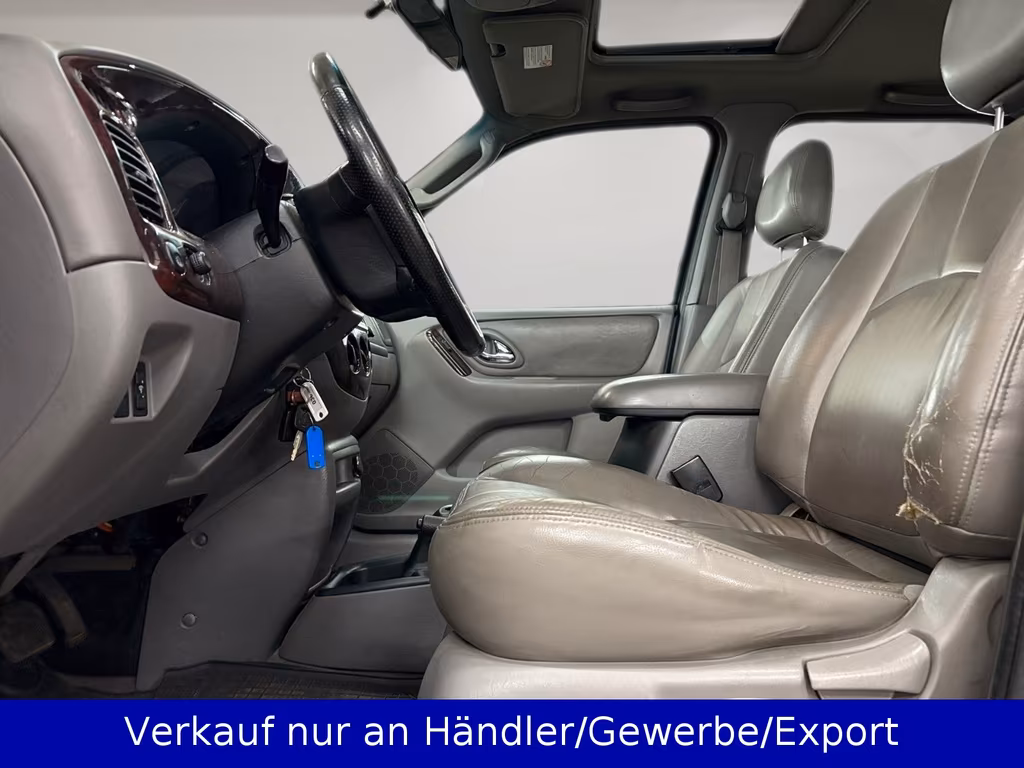 Mazda Tribute