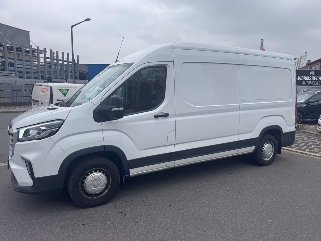 Maxus Deliver 9