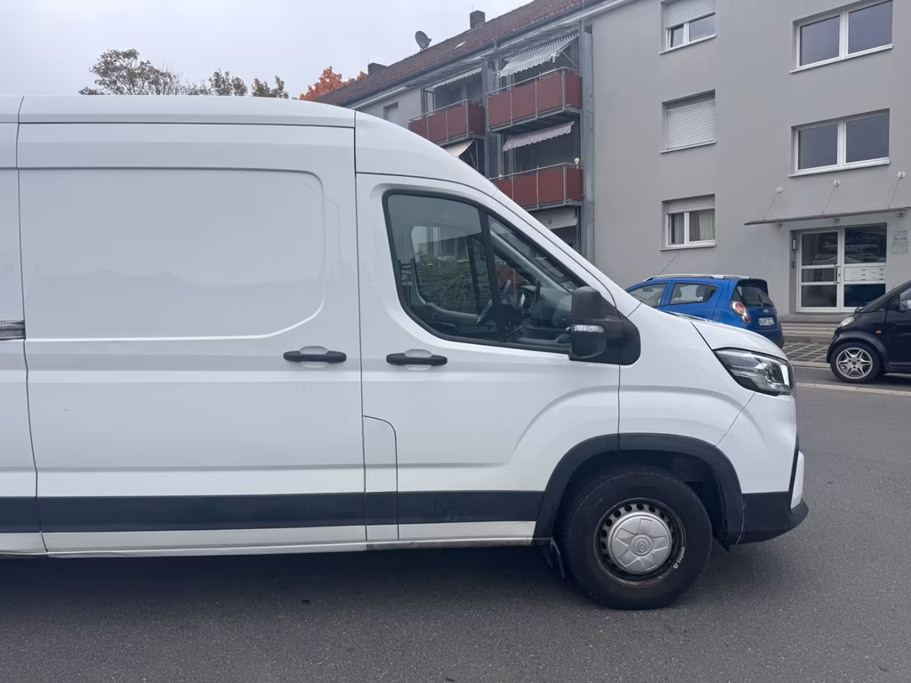 Maxus Deliver 9