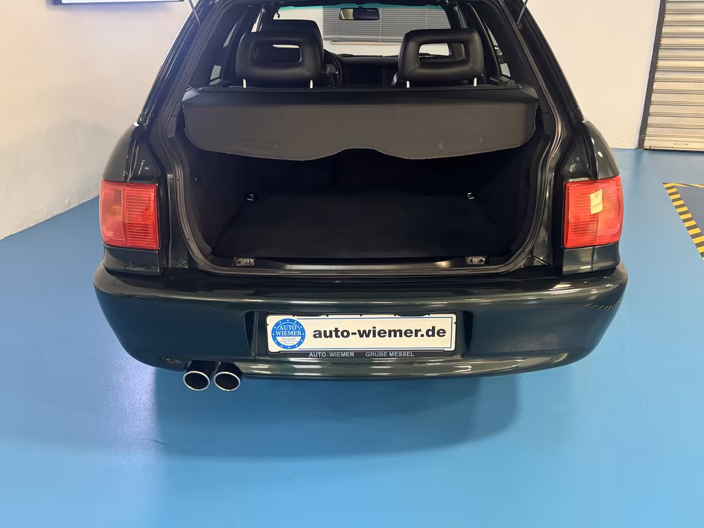 Audi RS2