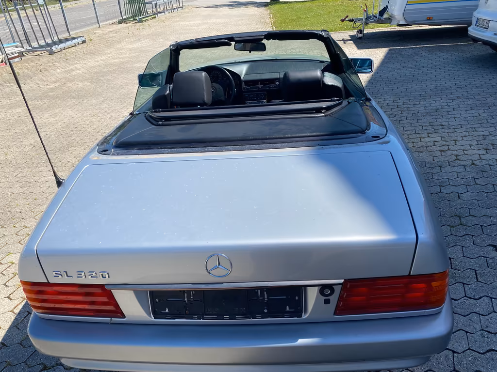 Mercedes-Benz SL 320