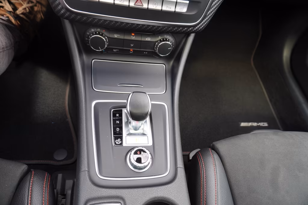 Mercedes-Benz A 45 AMG