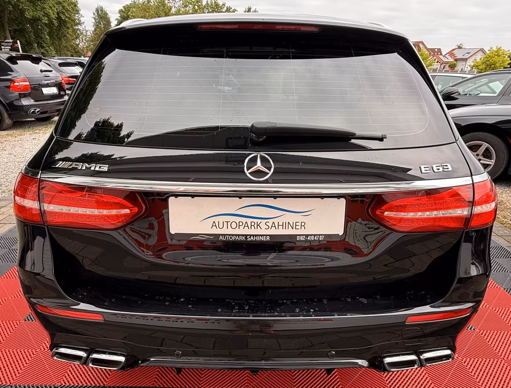 Mercedes-Benz E 63 AMG
