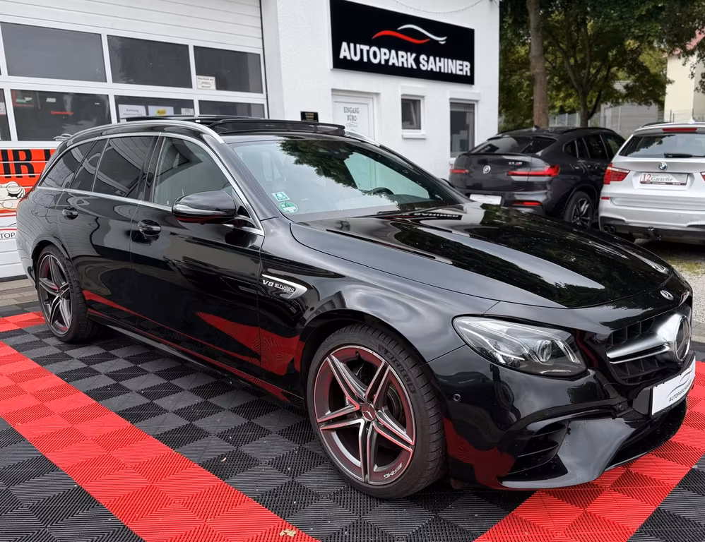 Mercedes-Benz E 63 AMG