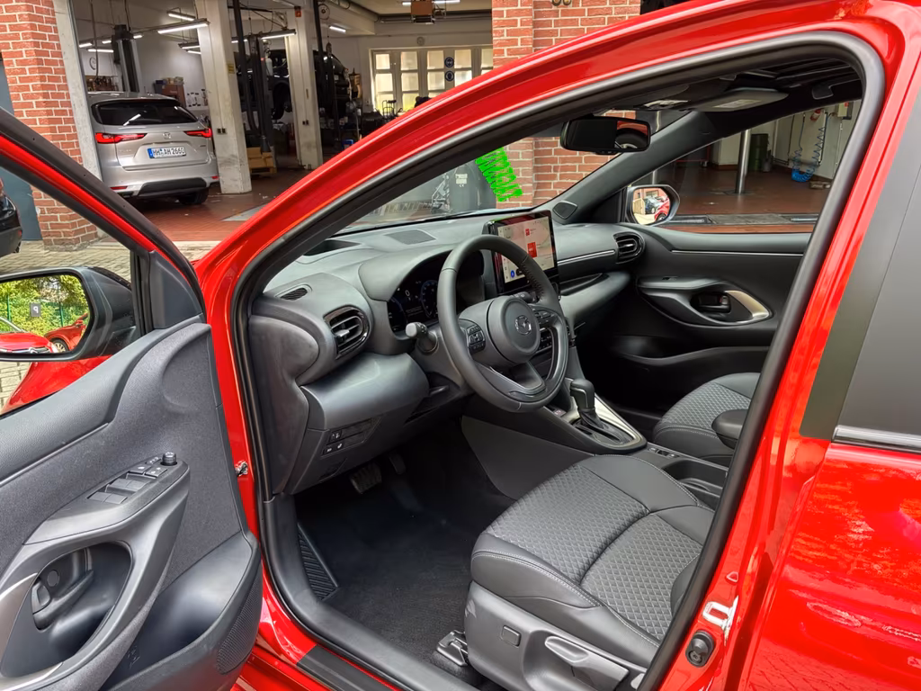Mazda 2 Hybrid