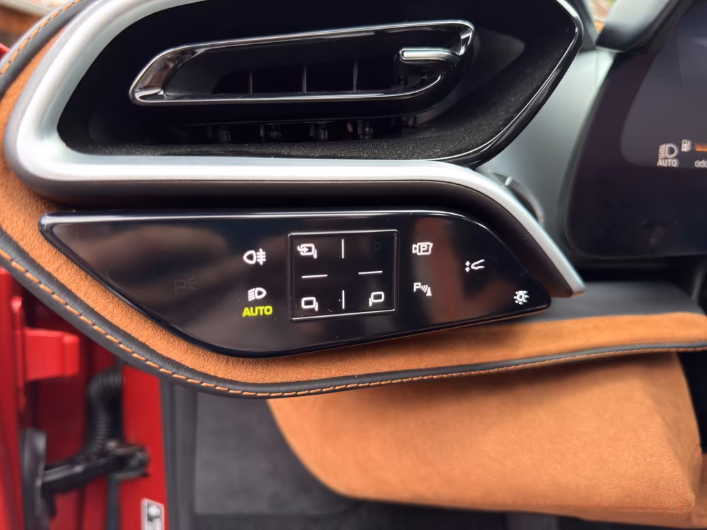 Ferrari 296 GTS