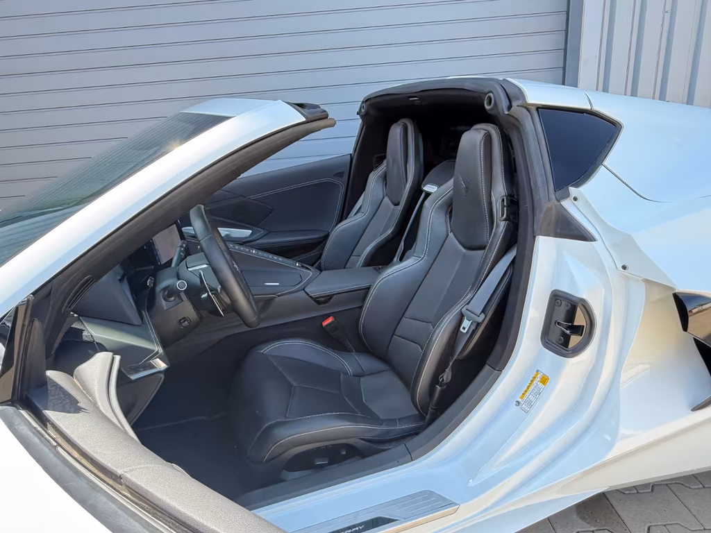 Corvette C8