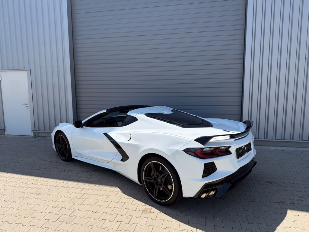 Corvette C8