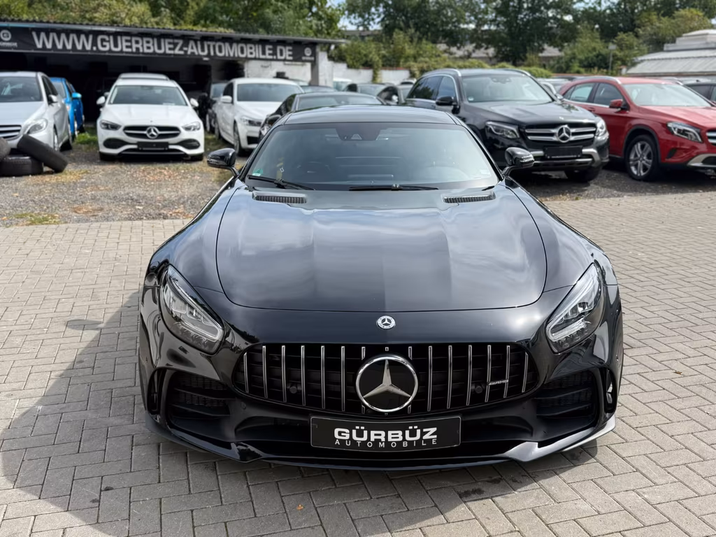 Mercedes-Benz AMG GT R