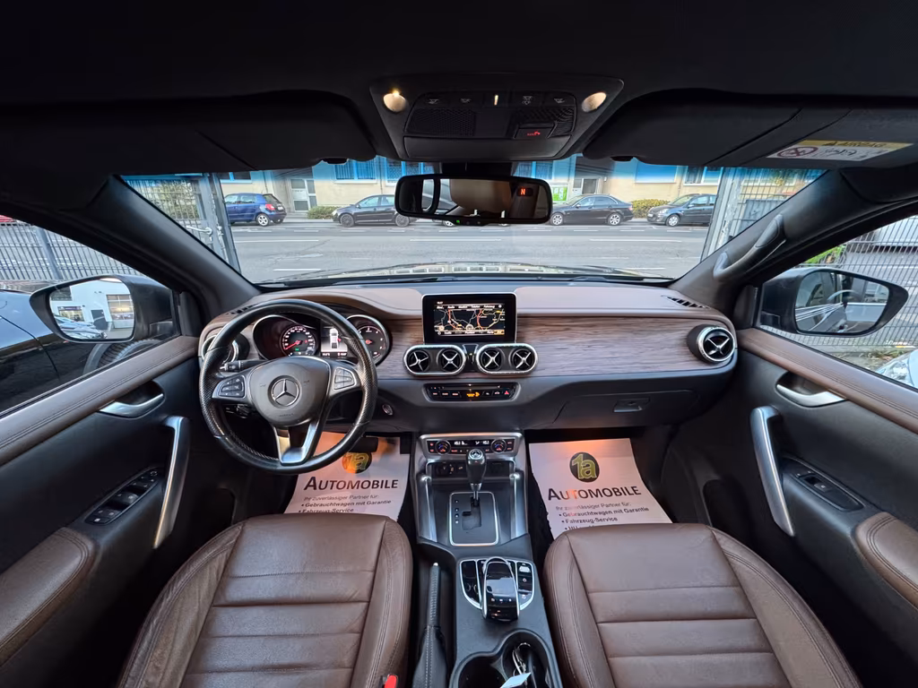 Mercedes-Benz X 250