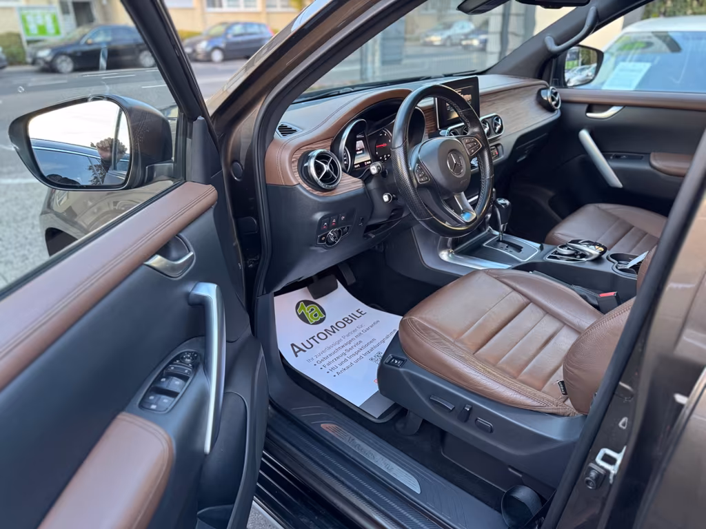 Mercedes-Benz X 250