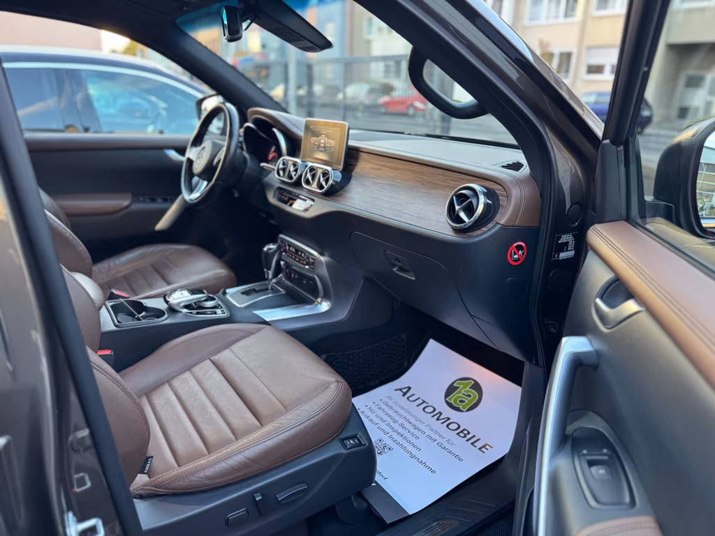 Mercedes-Benz X 250