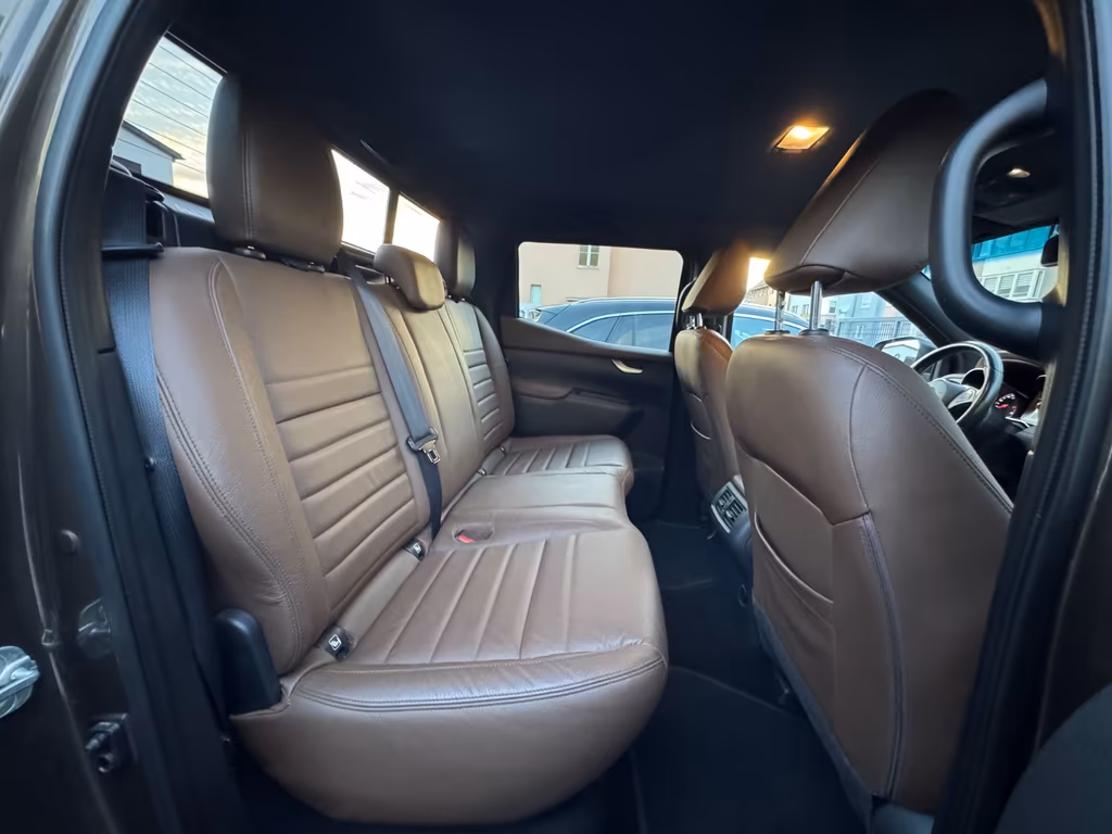Mercedes-Benz X 250